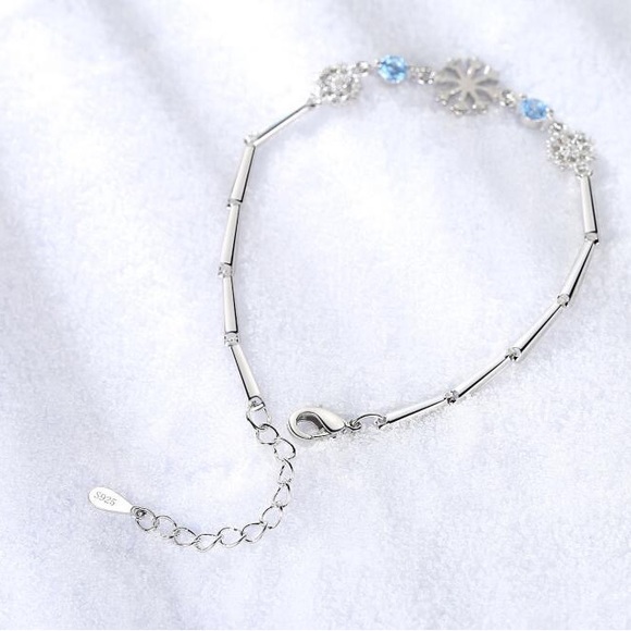 Blue Snowflake Bracelet - Picture 2 of 2